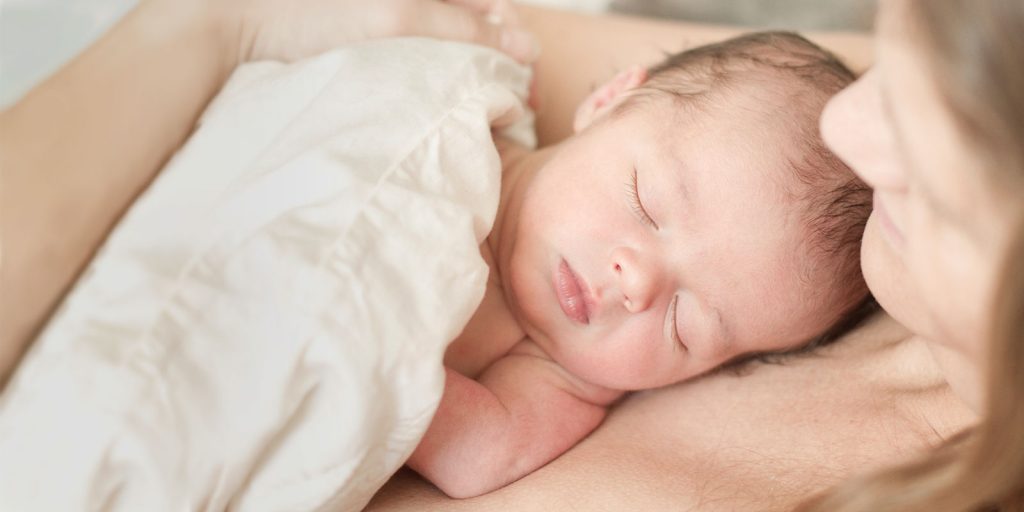 چگونه می توانيم از کم شنوایی و عوارض آن در فرزندمان پيشگيری کنيم؟