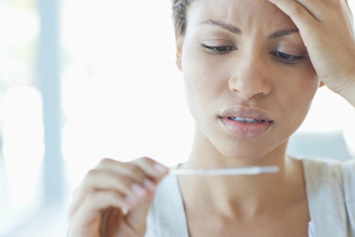 ترشحات بعد از عمل گوش؛ چه زمانی نیاز به مراجعه به پزشک داریم؟