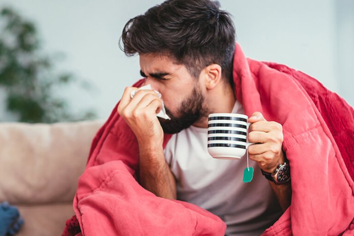 چگونه سرماخوردگی میتواند باعث کاهش شنوایی شود؟