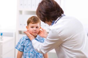 لوزه سوم در کودکان